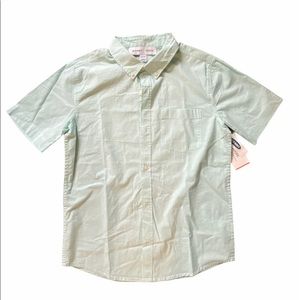 NWT Botton down short sleeves